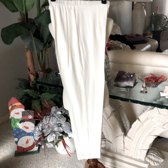 SZ 6 JULIAN TAYLOR 2 PIECE PANT SUIT BLACK W/ PALE CREAM  EXCELLENT CONDITION - Picture 6 of 9